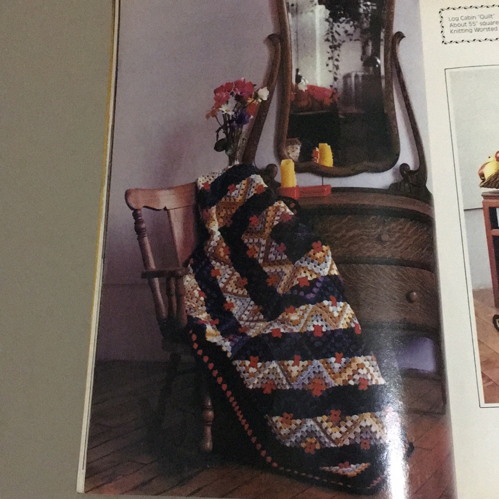 3 Vintage Crochet pattern books - Picture 7 of 11